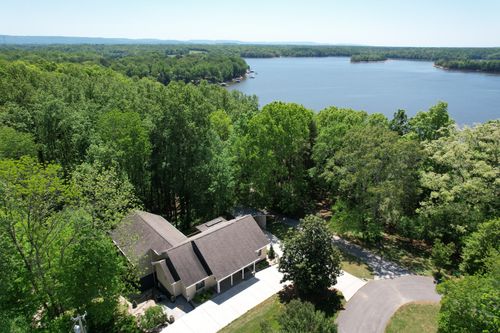 105 W Paradise Dr, Winchester, TN, 37398 | Card Image