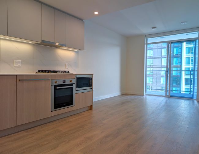 2306 - 308 Alderson Ave, Condo with 1 bedrooms, 1 bathrooms and 1 parking in Coquitlam BC | Image 14