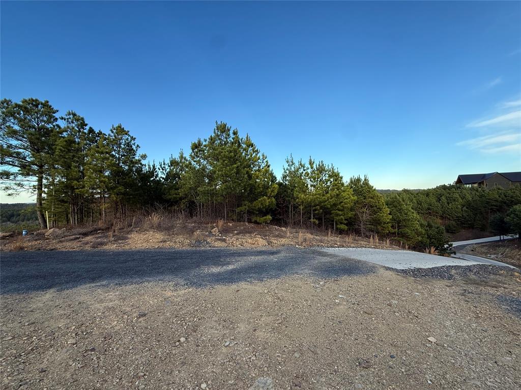 Land in Broken Bow