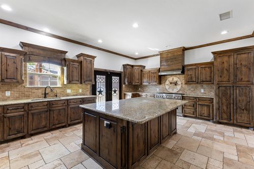 1809 Williams Dr, Garland, TX, 75042-8457 | Card Image