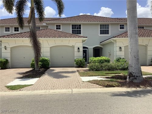 8584 Athena Ct, LEHIGH ACRES, FL, 33971-3752 | Card Image