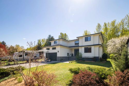 1422 Maple Crescent, Squamish, BC, V0N1H0 | Card Image