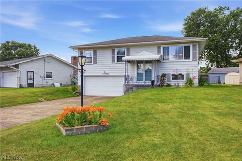 3656 High Meadow Dr, Canfield, OH, 44406-9211 | Card Image