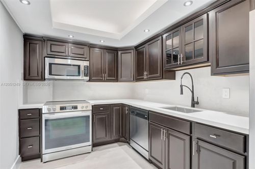 4m-2851 S Ocean Blvd, Boca Raton, FL, 33432-8405 | Card Image