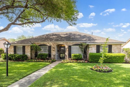 7614 Braesview Ln, Houston, TX, 77071-1409 | Card Image