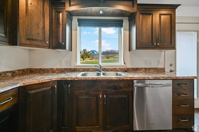 8050 W 1900 N, House other with 3 bedrooms, 2 bathrooms and 2 parking in Mendon UT | Image 7