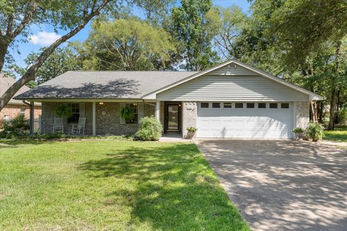 116 Meadowood Rd, Enchanted Oaks, TX, 75156-9007 | Card Image
