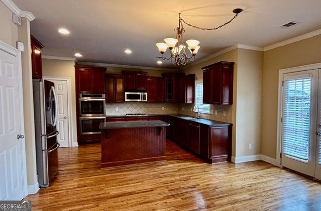 3725 Spalding Park Dr, House other with 3 bedrooms, 3 bathrooms and 2 parking in Peachtree Corners GA | Image 9