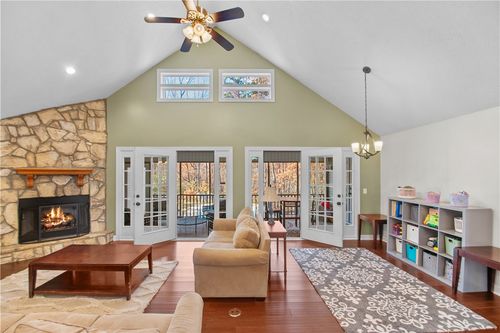 310 Raven Cliff Rd, Cleveland, SC, 29635-9662 | Card Image