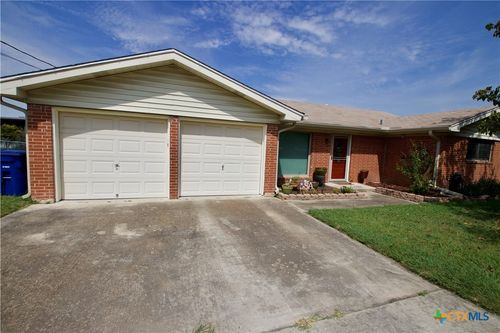117 Wolf Rd, Copperas Cove, TX, 76522-1908 | Card Image