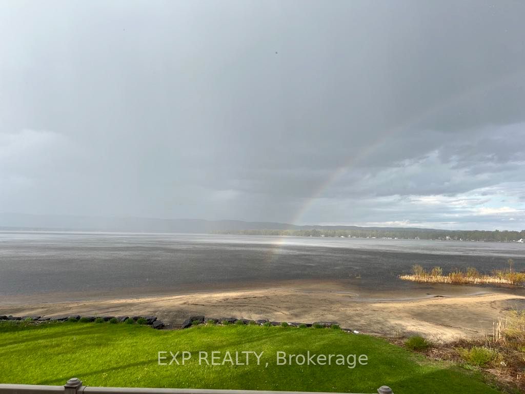 Residential in Constance Bay - Dunrobin - Kilmaurs - Woodlawn 4