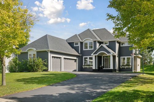 8465 Kelzer Pond Dr, Victoria, MN, 55386-4503 | Card Image