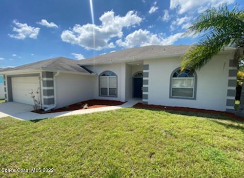 582 Consolata Ave Nw, PALM BAY, FL, 32907-1731 | Card Image