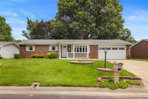 206 Stolze Dr, East Alton, IL, 62024-1861 | Card Image