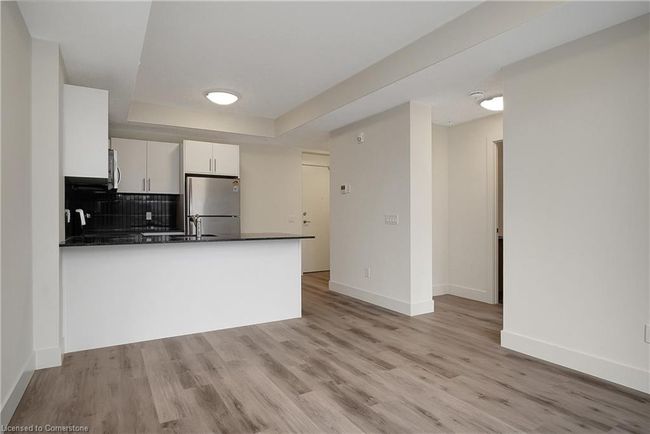 210 - 103 Roger St, House attached with 1 bedrooms, 1 bathrooms and 1 parking in Waterloo ON | Image 15