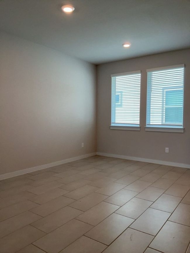 Dining area with recessed lighting | Image 10