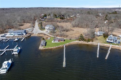 11 Billington Ave, South Kingstown, RI, 02879-4608 | Card Image