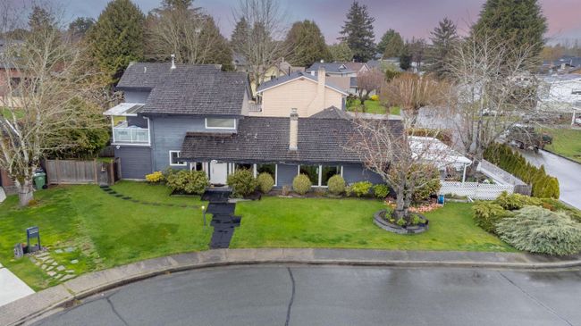 6360 Yeats Crescent, House other with 5 bedrooms, 3 bathrooms and 4 parking in Richmond BC | Image 3