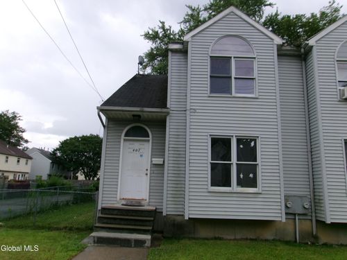 407 Paige St, Schenectady, NY, 12307-1708 | Card Image