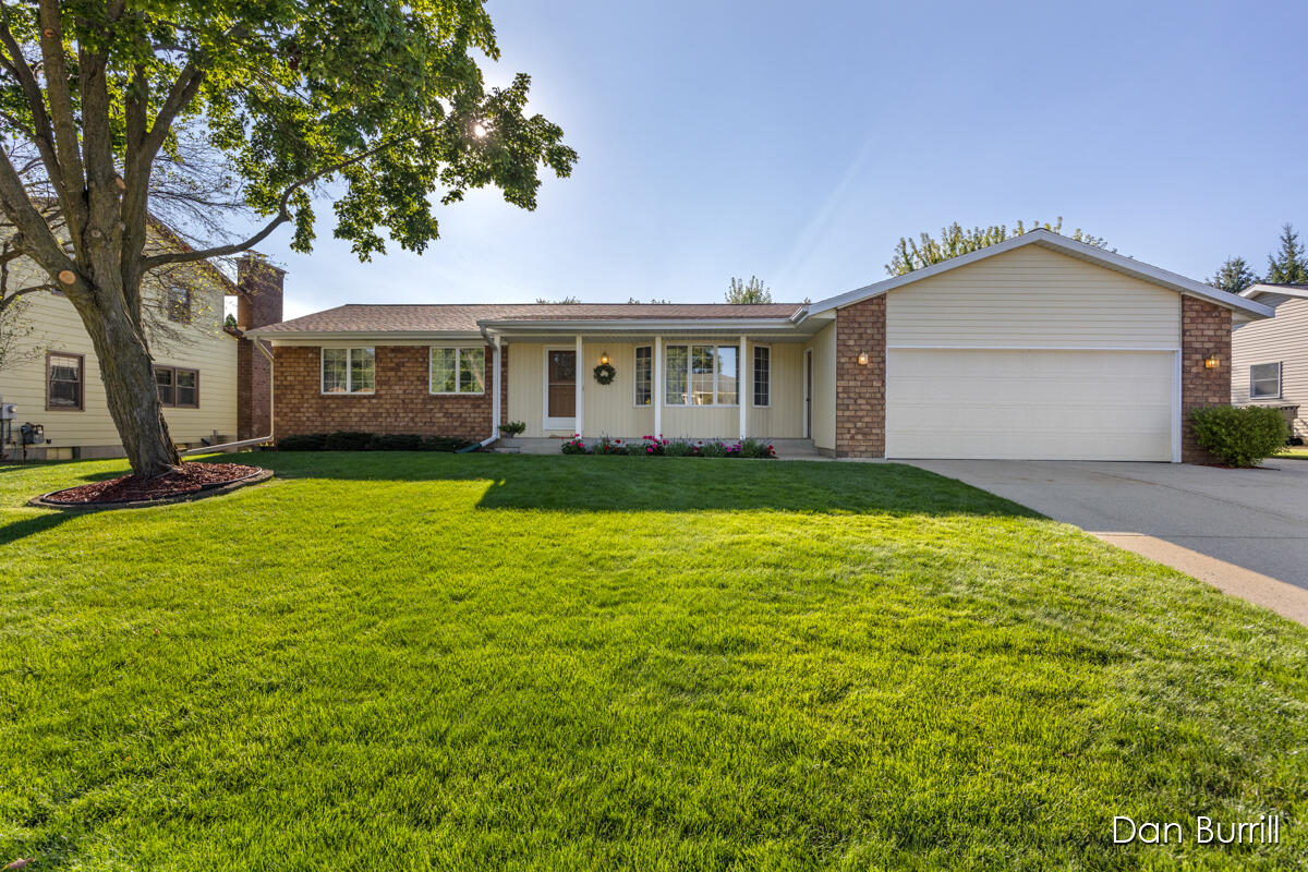 Piute Dr, Grandville, MI 49418
