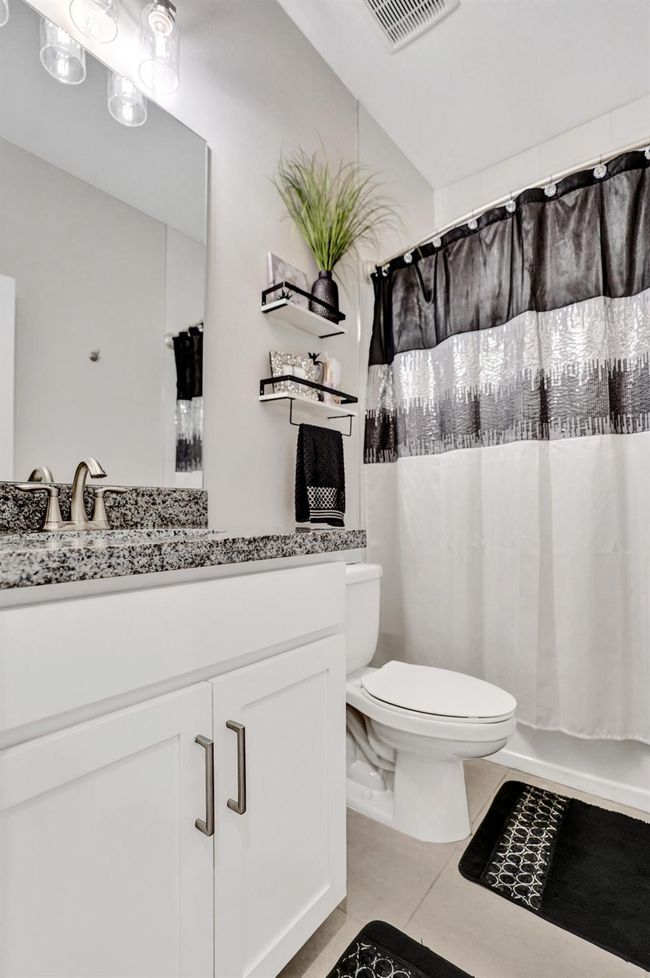 4412 Serpens Ln, Condo with 3 bedrooms, 3 bathrooms and null parking in Lake Worth FL | Image 33