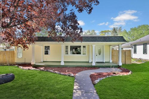 141 Busch Ave, Center City, MN, 55012-7713 | Card Image