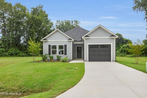 308 Camp Creek Dr, Oriental, NC, 28571 | Card Image