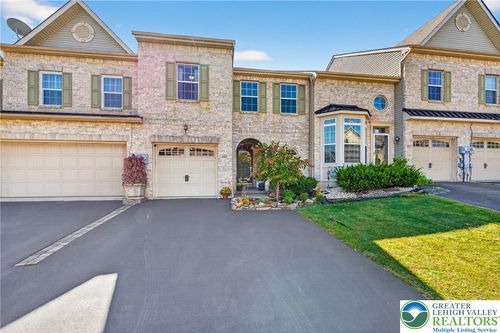 283 Blue Sage Dr, ALLENTOWN, PA, 18104-8202 | Card Image