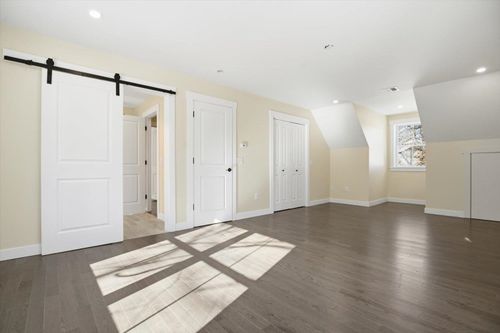 6 Janvrin Dr, Seabrook, NH, 03874-4600 | Card Image