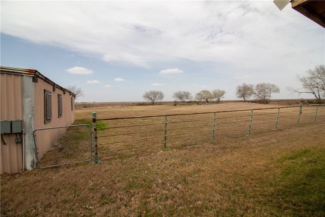11701 Highway 359, House other with 3 bedrooms, 2 bathrooms and null parking in Mathis TX | Image 34