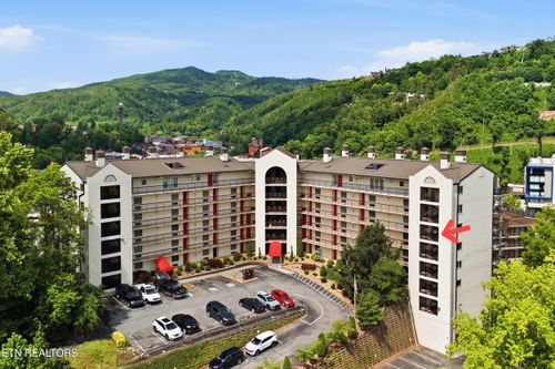 410-102 Baskins Creek Byp, Gatlinburg, TN, 37738-4824 | Card Image