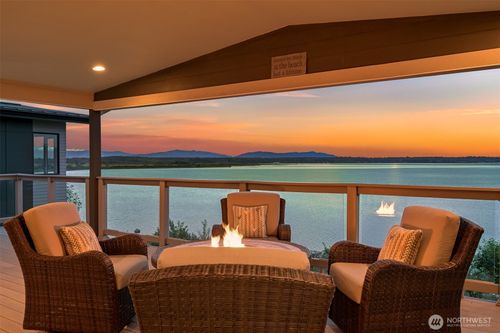 3765 Sinclair Dr, Ferndale, WA, 98248-9524 | Card Image