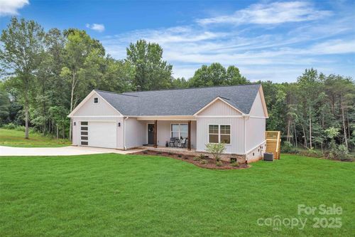 63 Cornerstone Dr, Taylorsville, NC, 28681-4157 | Card Image