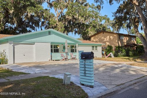 2600 America Ave, Jacksonville Beach, FL, 32250-8519 | Card Image