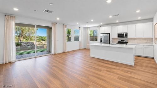1718 Strada Nathan, Henderson, NV, 89011-3817 | Card Image