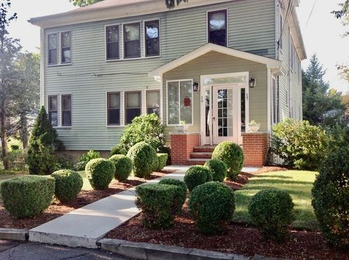 19-19 Fordham Rd, Newton, MA, 02465-1206 | Card Image