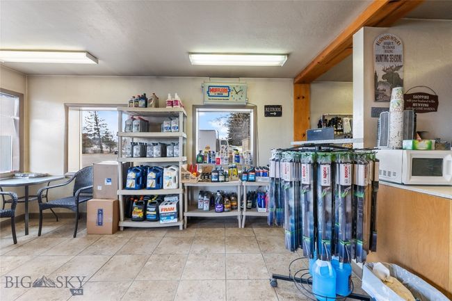 301 1 St Ave N, Home with 0 bedrooms, 0 bathrooms and null parking in Clyde Park MT | Image 21