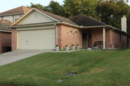 117 Harbour Town Cir, Montgomery, TX, 77356-8850 | Card Image