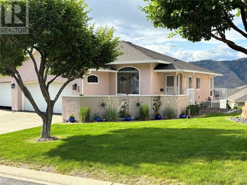 15-2630 Nechako Dr, Kamloops, BC, V2E2C9 | Card Image