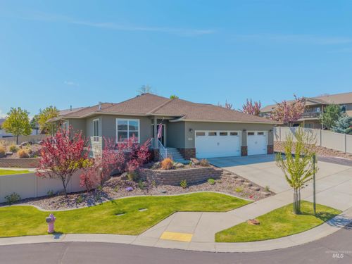 1804 Sunrise Ct, Lewiston, ID, 83501-0746 | Card Image