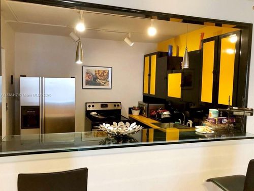apt-418-600 Three Islands Blvd, Hallandale Beach, FL, 33009-2843 | Card Image