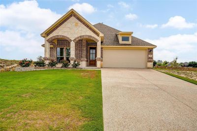 7311 Velvetleaf, House other with 3 bedrooms, 2 bathrooms and null parking in Benbrook TX | Image 2