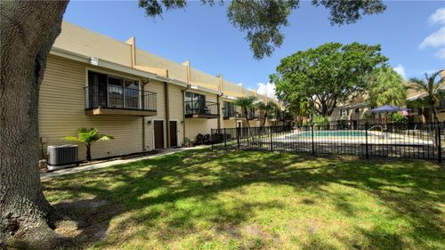 5409 Sweetwater Terrace Cir, Tampa, FL, 33634-7360 | Card Image