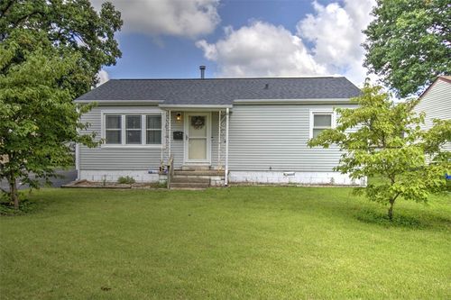1418 W Cushing St, Decatur, IL, 62526-3604 | Card Image