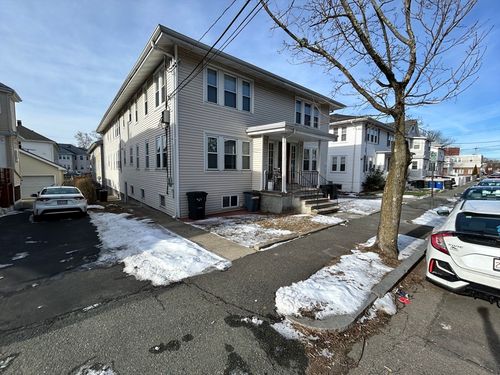 5-83 Farrington St, Quincy, MA, 02170-1043 | Card Image