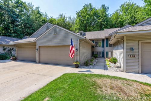 529 Tournament Cir, Norton Shores, MI, 49444-9786 | Card Image