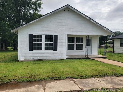 410 E 2nd St, Stroud, OK, 74079-4231 | Card Image