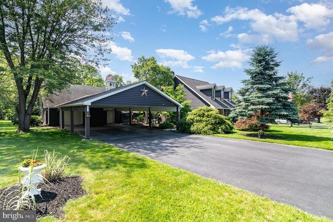 1605 Airport Dr, House other with 3 bedrooms, 4 bathrooms and null parking in MECHANICSBURG PA | Image 4