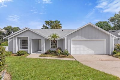 603 Huron Place, House other with 3 bedrooms, 2 bathrooms and null parking in Mount Dora FL | Image 1