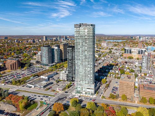 {{alt}} | Card Image